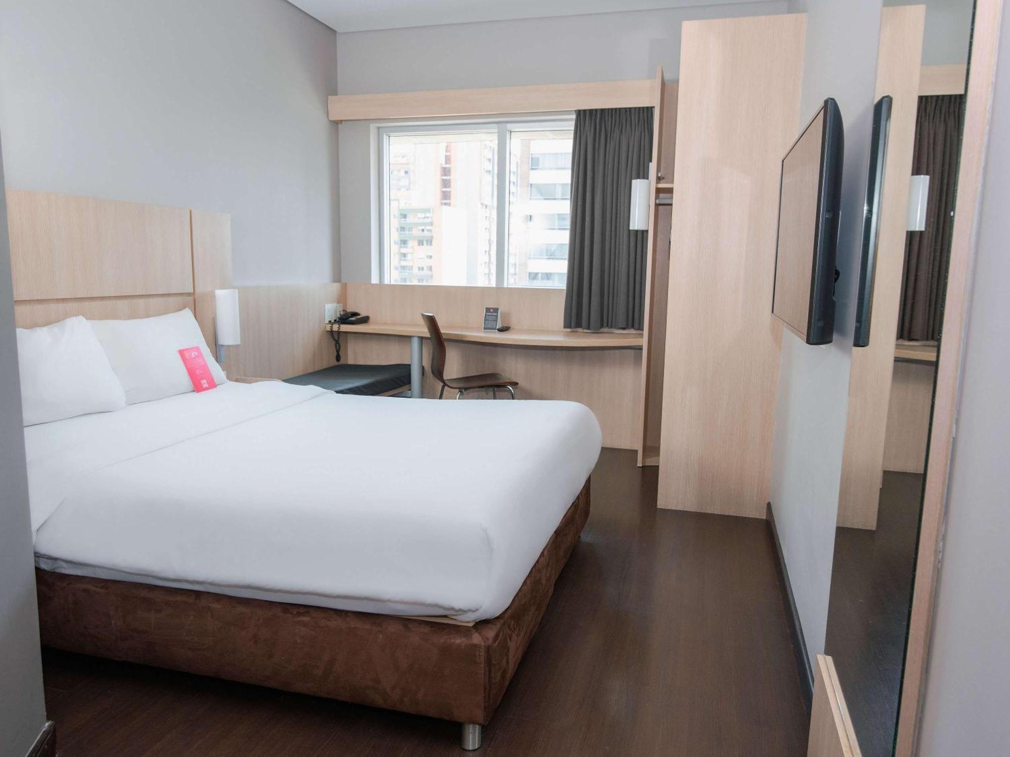Ibis Medellin Hotel Kültér fotó