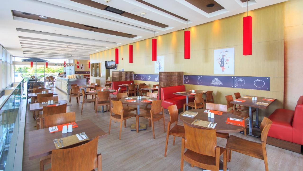 Ibis Medellin Hotel Kültér fotó